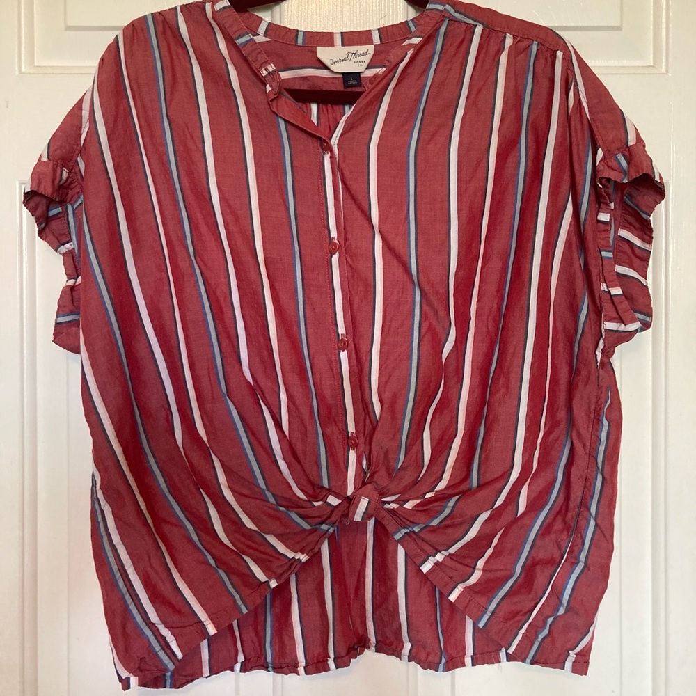Knotted Universal Thread button-down